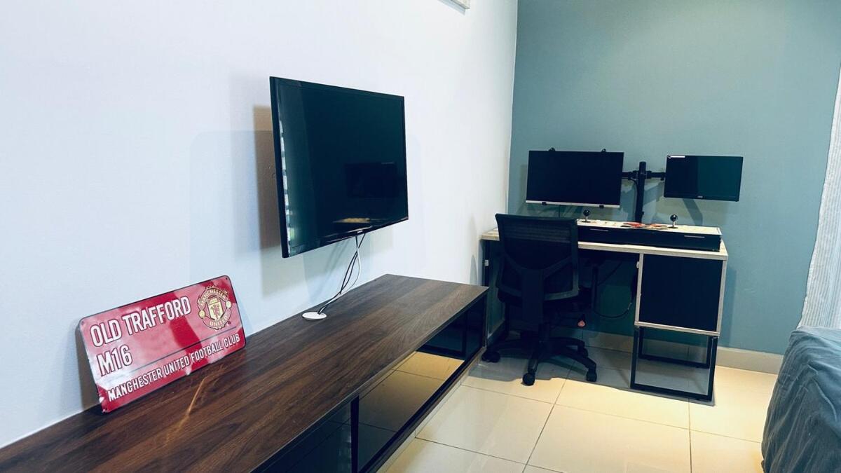 Pangsapuri Johor Big & Cozy Home, Easy Parking, 2rooms, Fast Wifi
