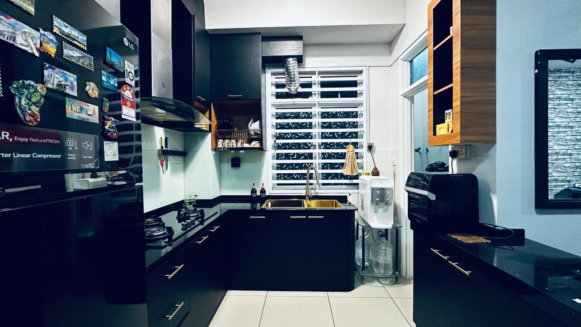Johor Big & Cozy Home, Easy Parking, 2rooms, Fast Wifi Johor Bahru
